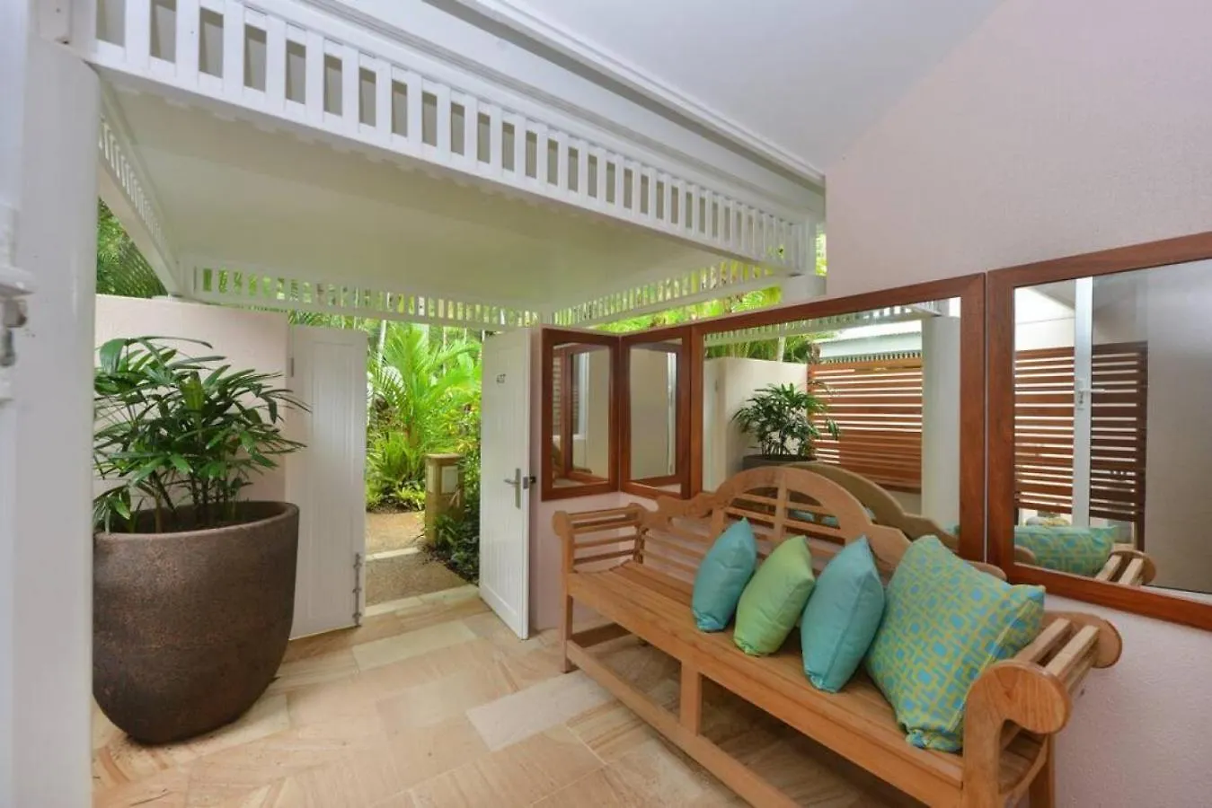 Villa 437 Coral Shore Villa Port Douglas